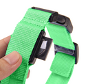 Grønt LED- halsbånd til hund. Justerbart og med 3 lys indstillinger.